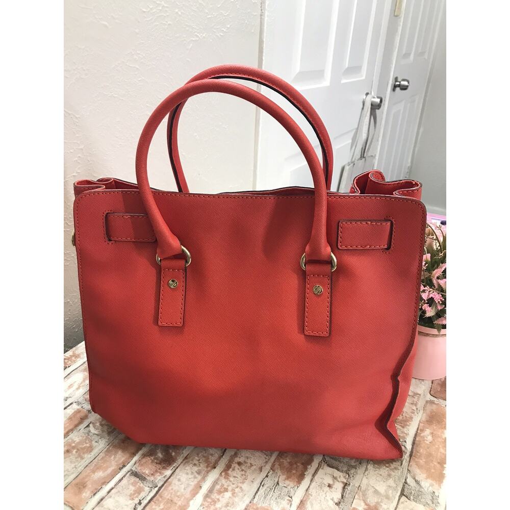 MICHAEL KORS Riley Optic RED LOCK Charm Leather Lg Satchel Chain Crossbody Bag - Picture 6 of 15